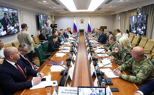 Сенаторы РФ провели встречу с участниками СВО –сельхозпроизводителями