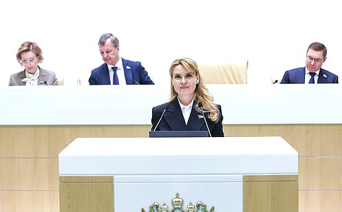 http://council.gov.ru/media/photos/large/iDmINCU4Q54OTWwaU7Bayeg31ylVsli5.jpg