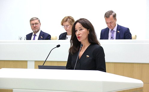 http://council.gov.ru/media/photos/large/iv4eWSRRxay0ApwL6qsmEjt8VcXlJhPU.jpg