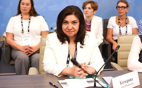 http://council.gov.ru/media/photos/large/jlE3rZAUqERQgj7z7htm5ZcOcozp5EwT.jpg