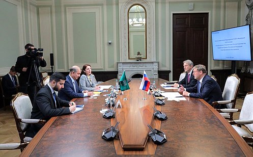 http://council.gov.ru/media/photos/large/lWJjOnRAekaTbMAFp3yuf8LROFmFtiju.jpg