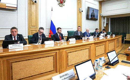 http://council.gov.ru/media/photos/large/pYJaH58PlLuACRqSVPzdvtVAKFCkRj0O.jpg