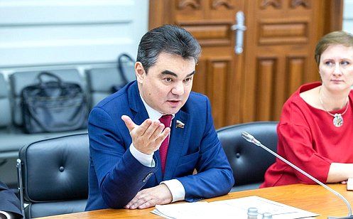 В Совете Федерации обсудили законопроект об изменениях в закон о железнодорожном транспорте в РФ