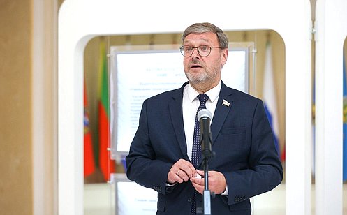 http://council.gov.ru/media/photos/large/qdl6Y1s1xOTTDd5axeppXGoxHAVH6yuS.jpg