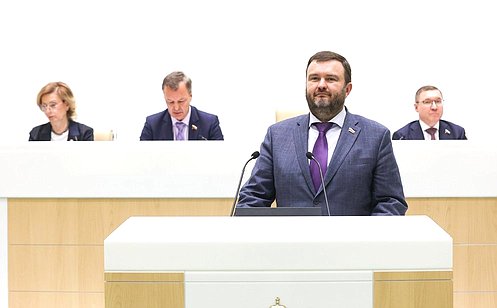 http://council.gov.ru/media/photos/large/v4QPTvg5hhAA9NMXjkO91ygQizBrfIzL.jpg