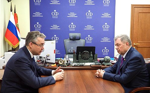 А. Артамонов встретился с губернатором Ставропольского края В. Владимировым