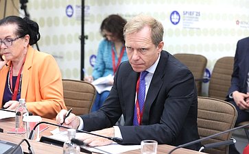 Андрей Кутепов