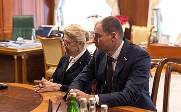 В рамках Дней Омской области Председатель СФ Валентина Матвиенко провела встречу с руководством региона