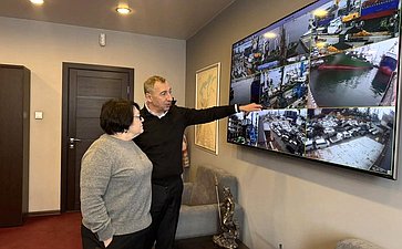 Людмила Талабаева в ходе поездки в регион посетила два рыбохозяйственных предприятия, стратегически важных для Дальневосточного региона