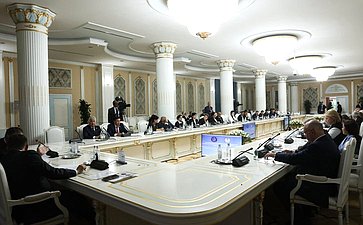 Пленарное заседание VIII Межпарламентского форума «Россия – Таджикистан: потенциал межрегионального сотрудничества»