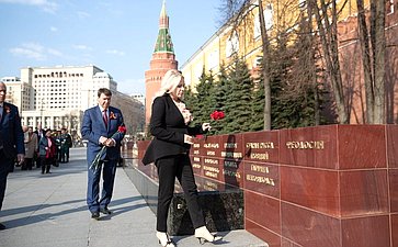 Мемориальная акция, посвященная 75-й годовщине освобождения Крыма от немецко-фашистских захватчиков