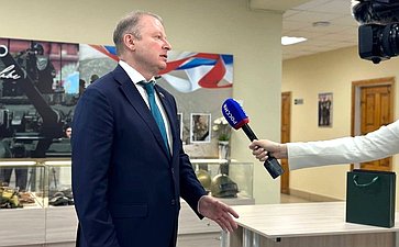 В рамках выездного заседания Комитета СФ по обороне и безопасности сенаторы посетили Центр военно-спортивной подготовки ВОИН