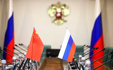 Олег Голов провел встречу с председателем Рабочей комиссии по делам представителей Постоянного комитета Всекитайского собрания народных представителей Китайской Народной Республики