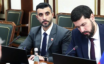 Ильяс Умаханов провел встречу с Чрезвычайным и Полномочным Послом Королевства Бахрейн в РФ Ахмедом Абдулрахманом Махмудом Аль-Саати и Главой Представительства Лиги арабских государств в России Валидом Хамидом Шилтагом