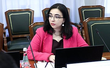 Ильяс Умаханов провел встречу с Чрезвычайным и Полномочным Послом Королевства Бахрейн в РФ Ахмедом Абдулрахманом Махмудом Аль-Саати и Главой Представительства Лиги арабских государств в России Валидом Хамидом Шилтагом