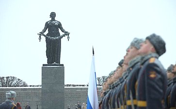 Валентина Матвиенко приняла участие в мероприятиях, посвященных 78-й годовщине полного освобождения Ленинграда от фашистской блокады