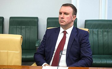 Круглый стол на тему «О создании инфраструктуры, необходимой для развития внутреннего автомобильного туризма в РФ»