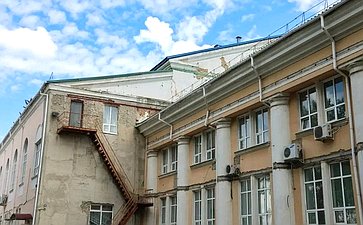 Ольга Бас посетила Луганский академический музыкально-драматический театр имени М. Голубовича