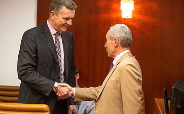 Встреча А. Климова с Чрезвычайным и Полномочным Послом Австралии в РФ Питером Тешем