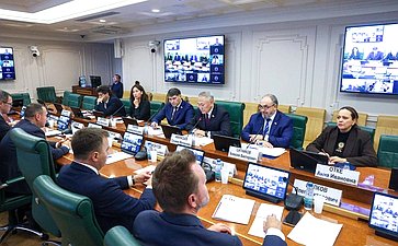 Круглый стол на тему «Проблемы эксплуатации жилищного фонда и объектов социальной инфраструктуры на вечномерзлых грунтах»