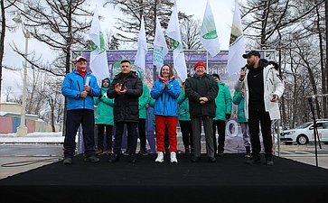 Юрий Архаров принял участие в открытии Всероссийской акции «10 тысяч шагов к жизни»