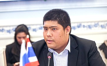 Встреча первого заместителя Председателя СФ Андрея Яцкина с руководителем группы дружбы Таиланд-Россия в Парламенте Королевства Таиланд Пратхум Вонгсаватди