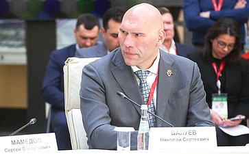 Заседание Комиссии Государственного Совета РФ по направлению «Экологическое благополучие». XI Невский международный экологический конгресс