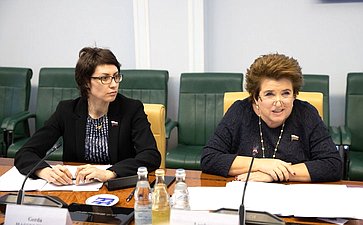 Татьяна Лебедева и Любовь Глебова