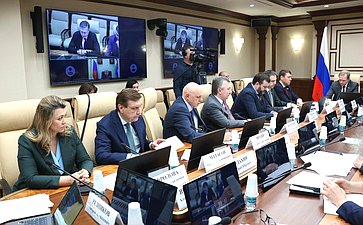 Совещание Комитета СФ по экономической политике «Вопросы увеличения производства автомобилей для оказания услуг такси с учетом требований к уровню их локализации»
