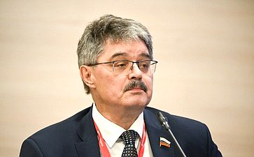 Анатолий Широков