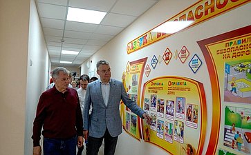 Анатолий Артамонов принял участие в открытии в Кисловодске нового муниципального детского сада «Теремок»