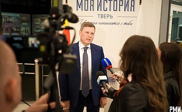 Андрей Епишин вручил награды победителям VII Межрегионального фестиваля детско-юношеского кино «Мы нашей памяти верны»