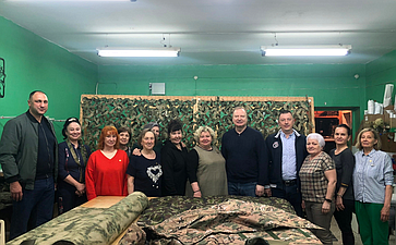 Виктор Шептий принял участие в отправке очередного груза в помощь бойцам-уральцам в зону специальной военной операции