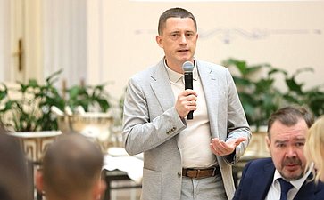 XXVIII Петербургский международный экономический форум (ПМЭФ’25). Открытый диалог «Инвестиции в будущее: инновации как фундамент российской экономики» (Фото банк ПСБ)