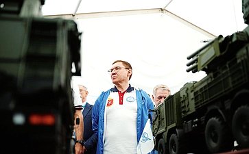 Владимир Якушев