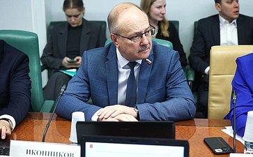 Василий Иконников