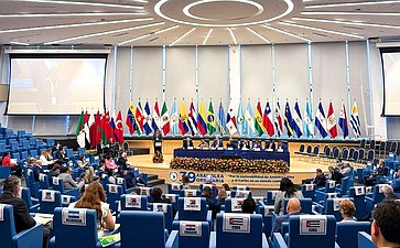 Заместитель Председателя Совета Федерации Константин Косачев выступил на пленарном заседании 39-й сессии Ассамблеи Парламента стран Латинской Америки и Карибского бассейна (ПАРЛАТИНО) в г. Панама