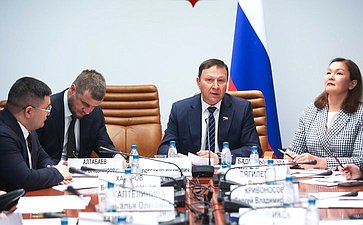 Совещание Комитета Совета Федерации по федеративному устройству, региональной политике, местному самоуправлению и делам Севера совместно с Министерством РФ по развитию Дальнего Востока и Арктики