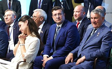 Встреча Председателя СФ Валентины Матвиенко и Председателя Совета Республики Национального собрания Республики Беларусь Натальи Кочановой с представителями молодежи России и Беларуси