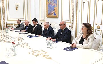Встреча Председателя Совета Федерации Валентины Матвиенко с Премьер-министром Республики Армения Николом Пашиняном