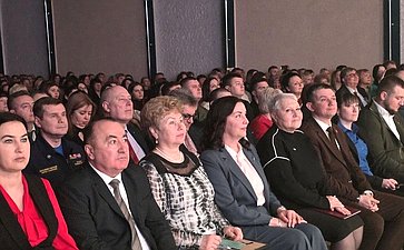 Ольга Бас посетила торжественное мероприятие в ЛНР, посвященное 105-летию Луганского педагогического университета