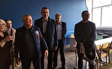 Сергей Михайлов проконтролировал ремонт образовательных учреждений в Забайкалье