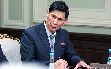 Инна Святенко провела встречу с руководителем группы содействия развитию корейско-российской дружбы в Верховном народном собрании Корейской Народно-Демократической Республики