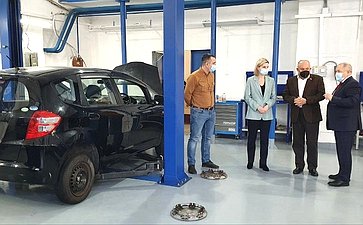 Андрей Базилевский провел встречу с руководством Хабаровского автомеханического колледжа