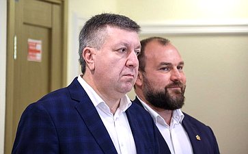Открытие в Совете Федерации выставки индустриальных пейзажей, посвященной Дню машиностроителя