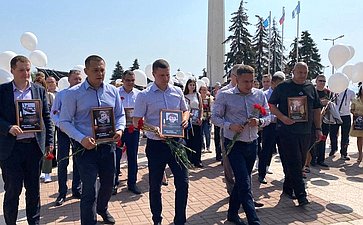 Айрат Гибатдинов принял участие в акции, посвященной памяти детей Донбасса, которые погибли в ходе военных действий киевского режима