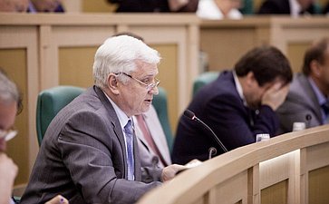 Анатолий Лысков на 358 заседании Совета Федерации