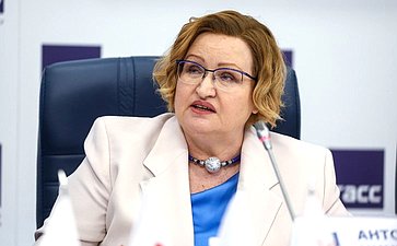 Лилия Гумерова приняла участие в пресс-конференции, посвященной проведению в Москве III Национального съезда учебной промышленности «Учпром-2025»