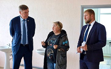 Александр Савин посетил Центр хлудневской игрушки в поселке Думиничи Калужской области