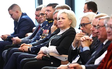 Пленарное заседание Х Парламентского форума «Историко-культурное наследие России»